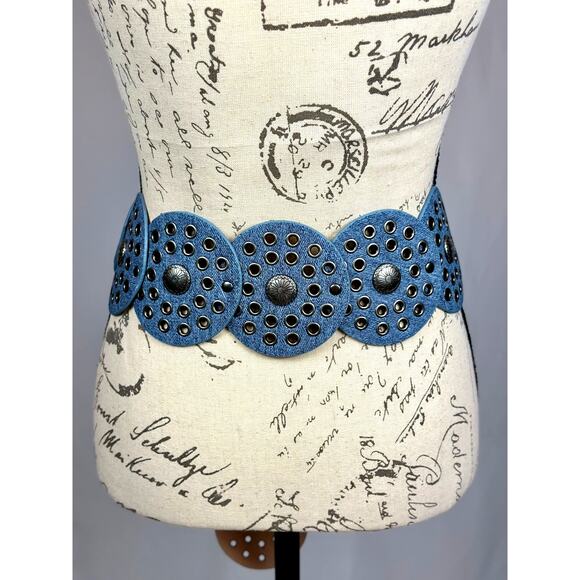 8 Other Reasons Montana Stallion Belt Studded Blue Denim 43\
